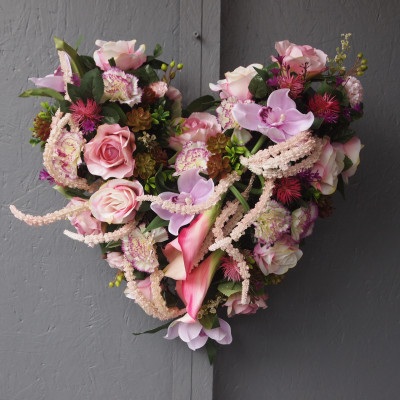 Cœur 26/2 arum et fleurs diverses