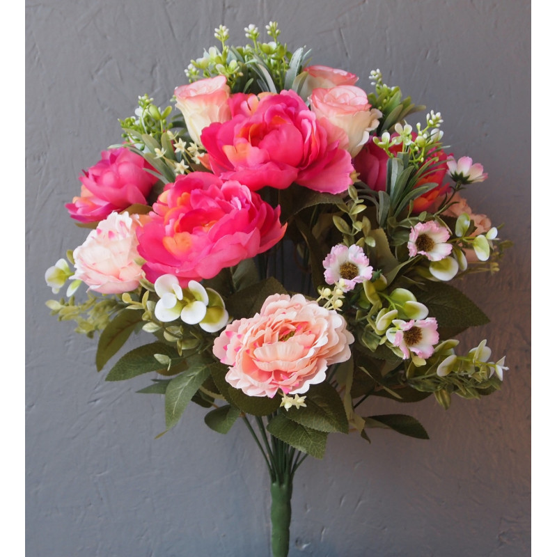 Bouquet vintage de pivoines,roses et fleurs diverses
