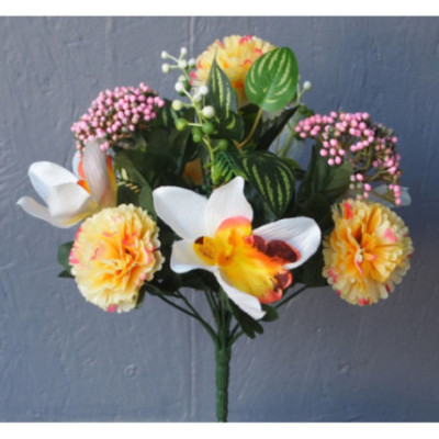 Petit bouquet orchidées,œillets et baies