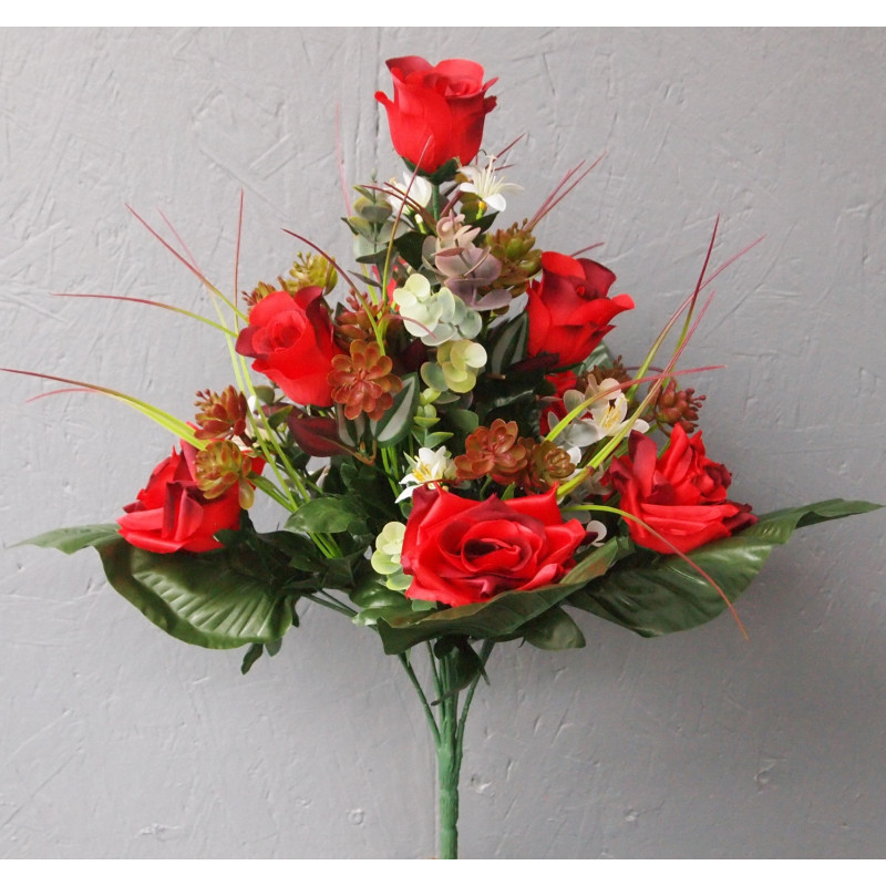 Bouquet flou conique roses ouvertes et boutons