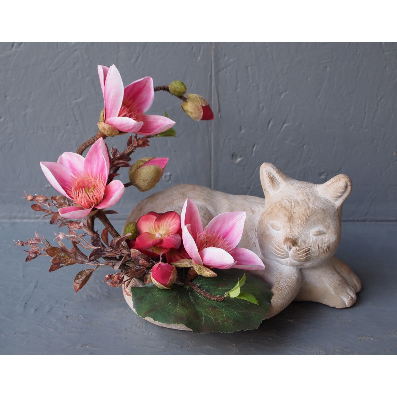Figurine ciment Chat magnolia