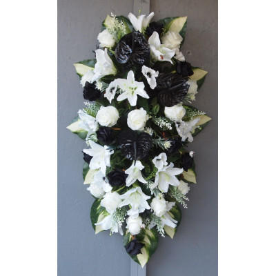 Dessus de cerceuil noir et blanc