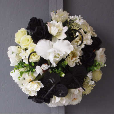 Coussin noir et blanc